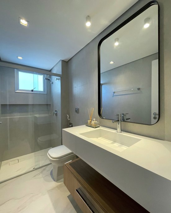 Banheiro em apartamento em Florianópolis