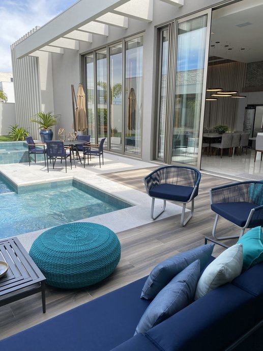 Piscina e deck