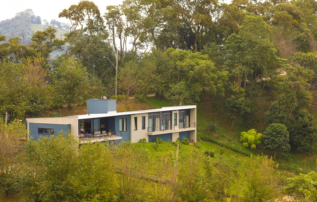 Casa na natureza, floresta