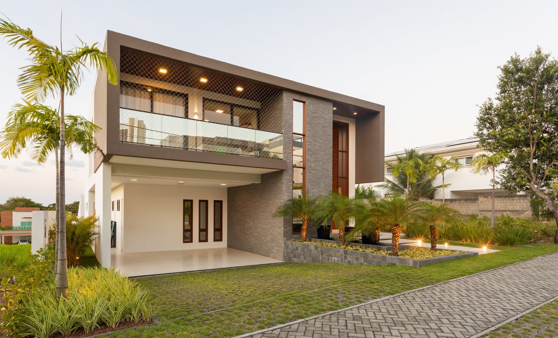 Projeto de Arquitetura Paisagística, Paisagismo e Interiores de uma residencia unifamiliar localiada em João Pessoa-PB
