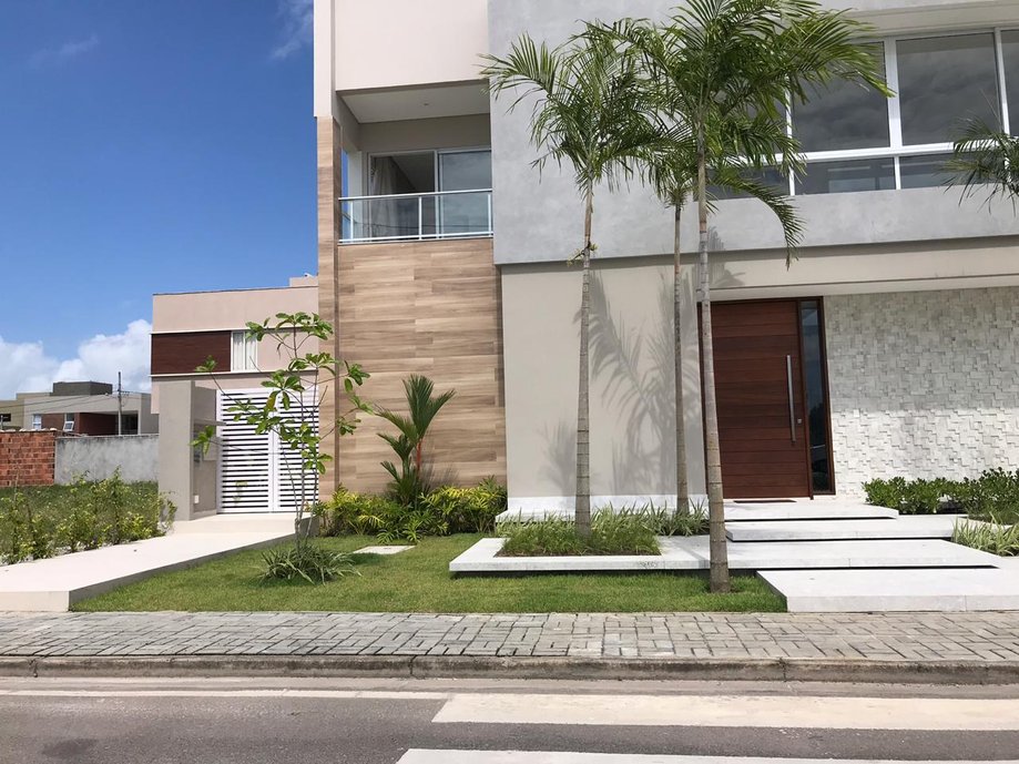 Projeto de Arquitetura Paisagística e Paisagismo em uma residência unifamiliar em condomínio fechado, localizada em Cabedelo-PB