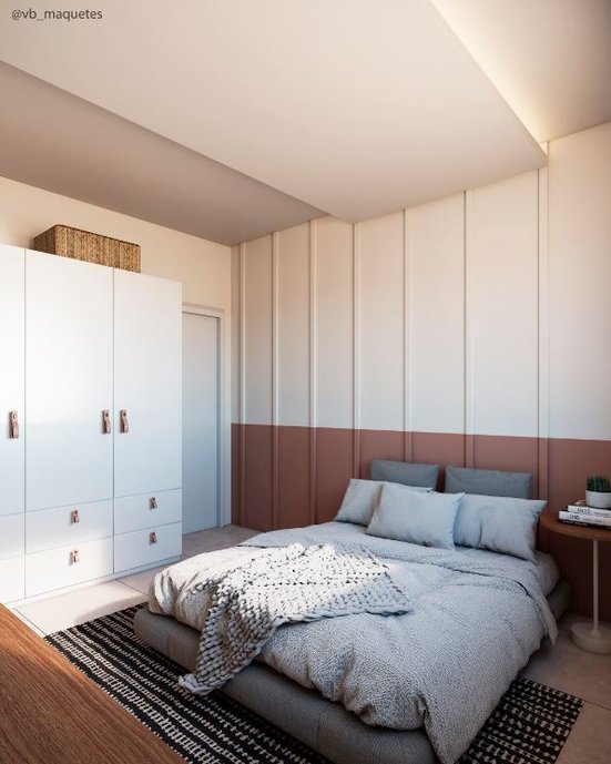Quarto de Hóspedes. Detalhe para a cabeceira na com pintura na cor avermelhada e com os frisos verticais.
