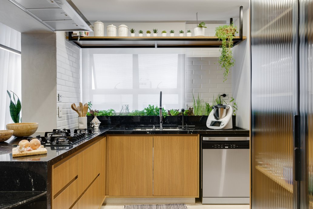 Cozinha com horta; horta em apartamento