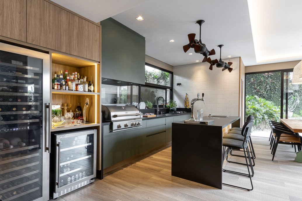 ESPAÇO GOURMET E PISCINA