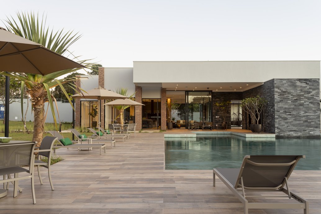 DECK PISCINA