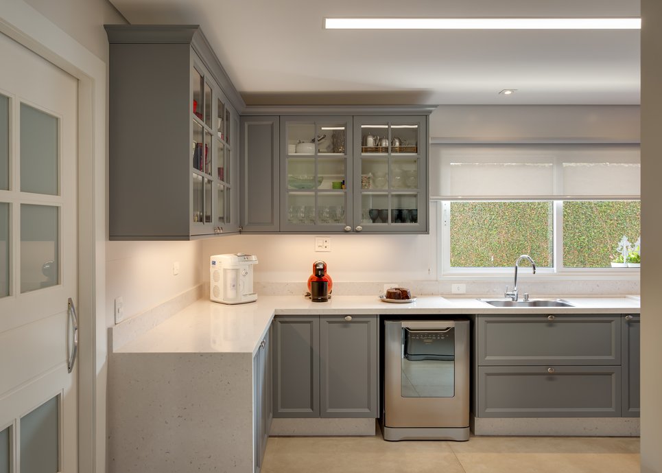 aredes Detalhe HAVANA 6,5x23 Paredes Cetim Bianco 30x60 ret Piso Concretíssima Matiz Grigio 60x120 Nat ret