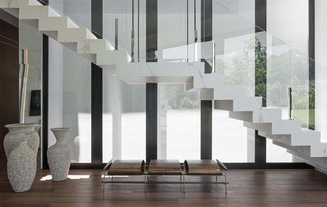 Escada de porcelanato
