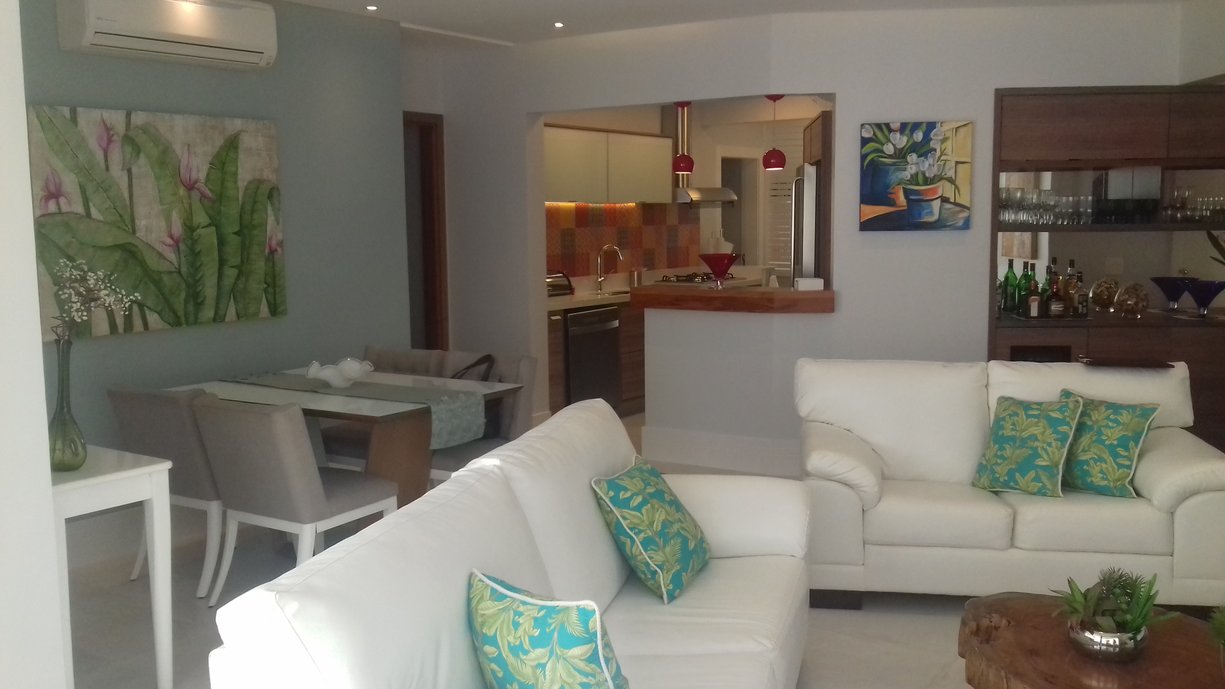 sala de estar com cozinha americana