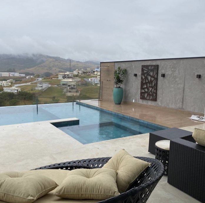 Piscina borda infinita 