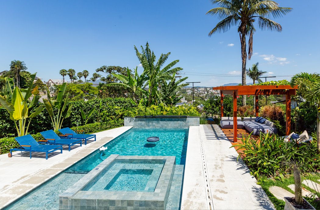 piscina com spa