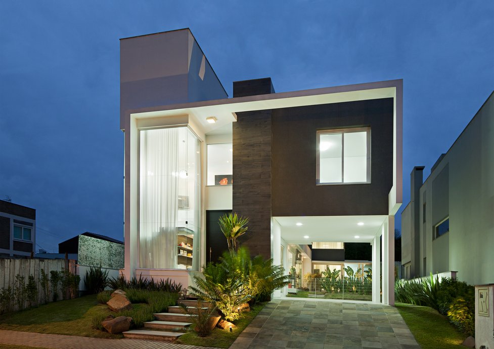 Fachada principal AP+VP revestimento ACACIA NEGRA RD 20X120 