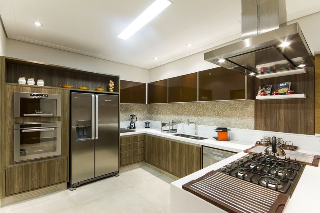 Cozinha com piso Concretíssyma Portobello e Revestimento Mos Amazon Portobello