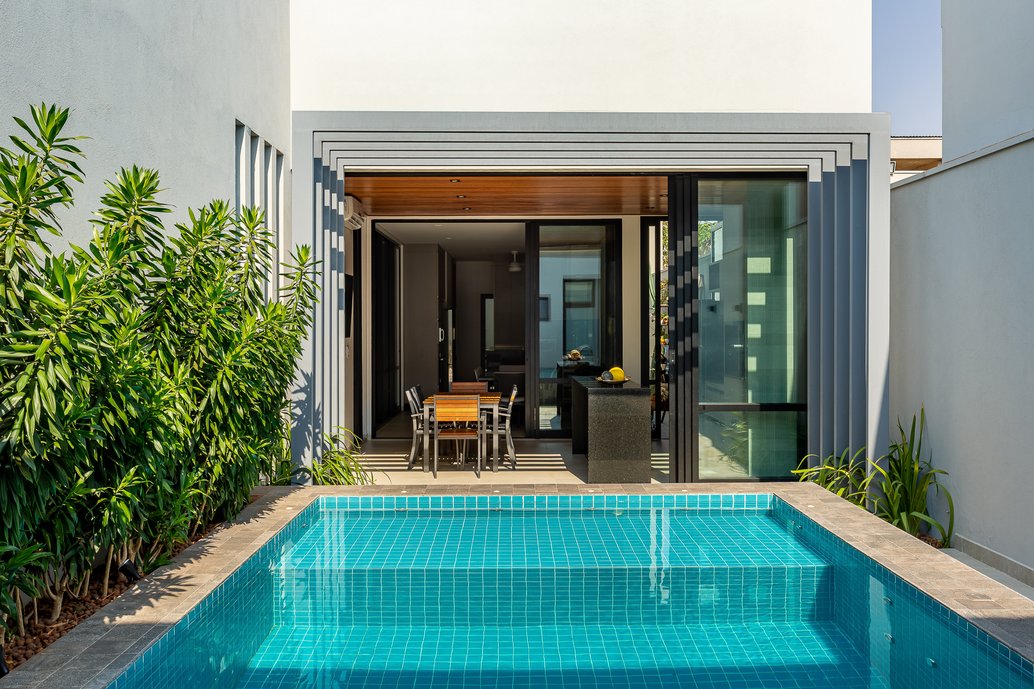 Piscina, jardim e pergolado e integração com a varanda gourmet!