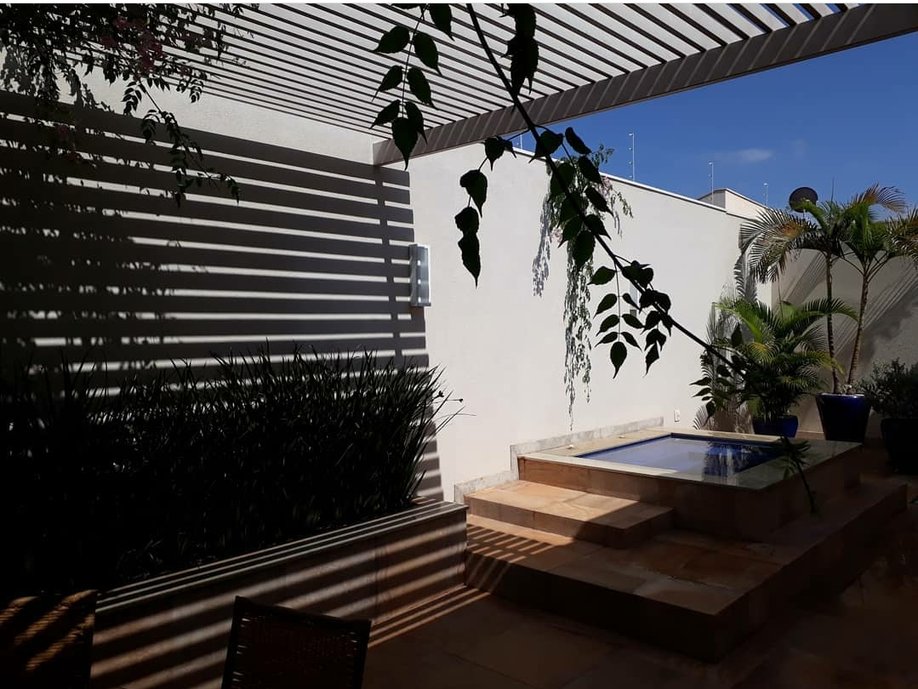 Pérgola para jacuzzi