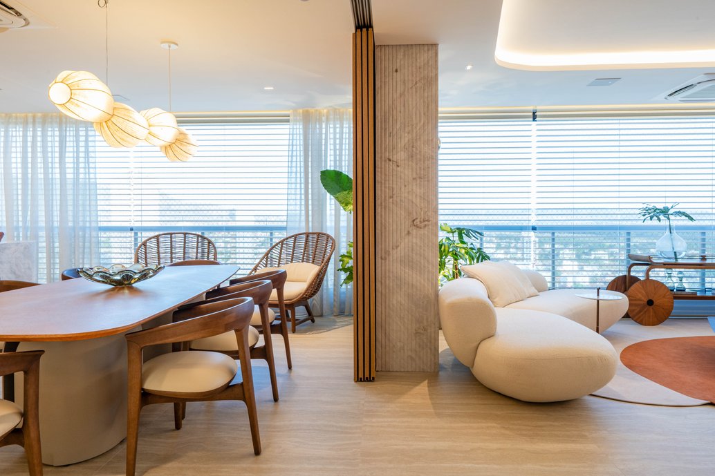 Uma cobertura de 258m2 que é mais que um apartamento, um cenário para lindas histórias. Cada espaço mostra escolhas que priorizam bem-estar e um viver com aconchego e conforto! 