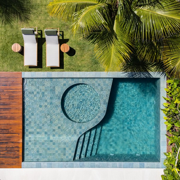 PISCINA_ DECK