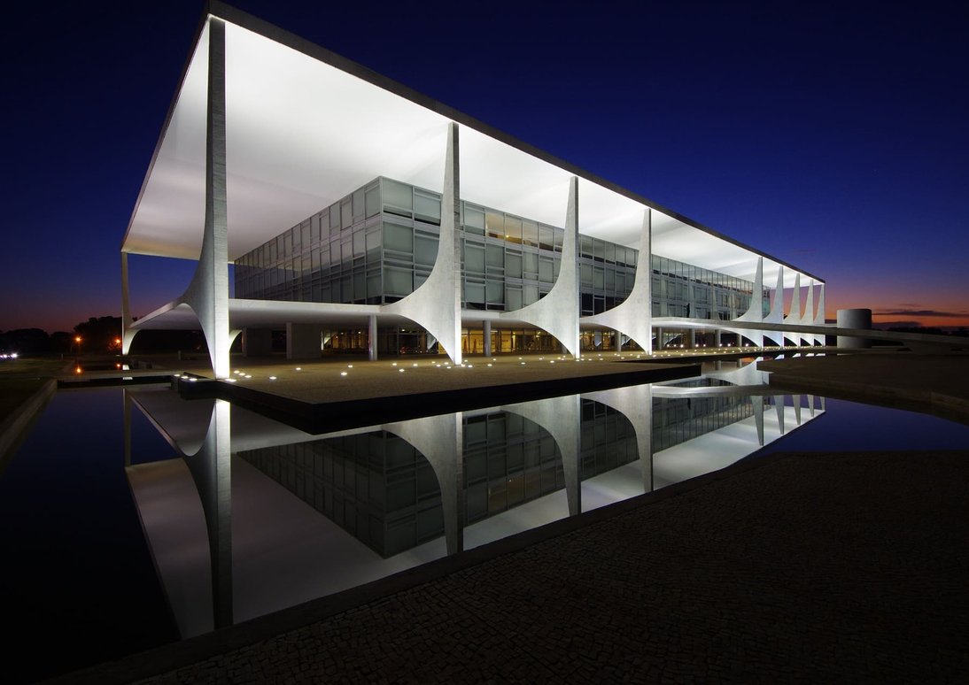 As linhas modernistas do Palácio do Planalto