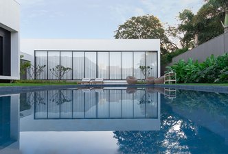 Piscina céu