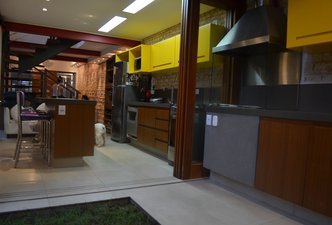 Área de Lazer e Cozinha Gourmet Integradas