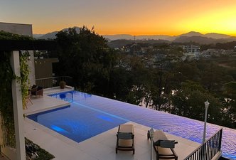 Piscina J | K