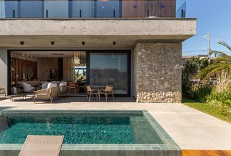 CASA PUNTA BALLENA - ÁREA EXTERNA E PISCINA