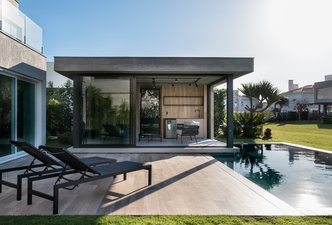 Quiosque e Piscina