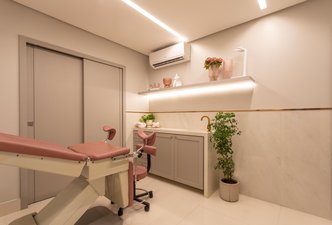 CONSULTÓRIO GINECOLÓGICO 