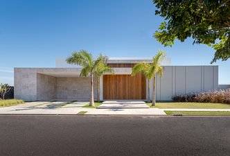 STRAZZA HOUSE