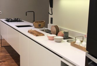 COZINHA E LAVANDERIA CLEAN COM MS. BARCELONA BRONCE