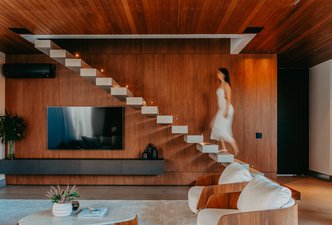 Escada | CASA NEST 