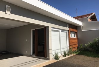 Garagem Mineral Argento