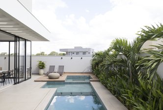CASA C E L
