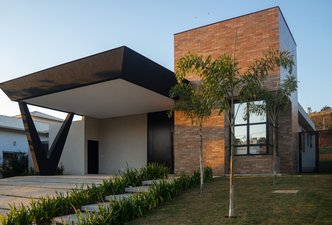 CASA BOULEVARD