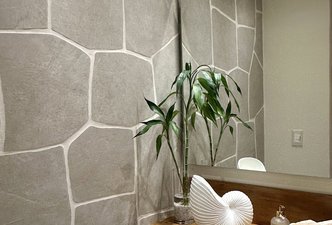 Lavabo Tropical: uma reforma completa com a elegância do revestimento Kit Janeiro