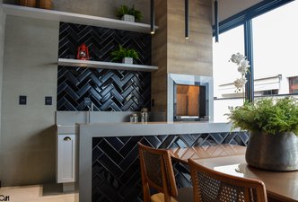 GRAY HOME