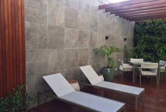 Área de Lazer com Piscina