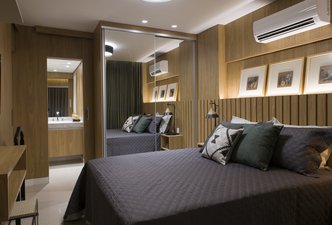 LOFT CLOCK
