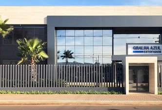 FACHADA CORPORATIVA